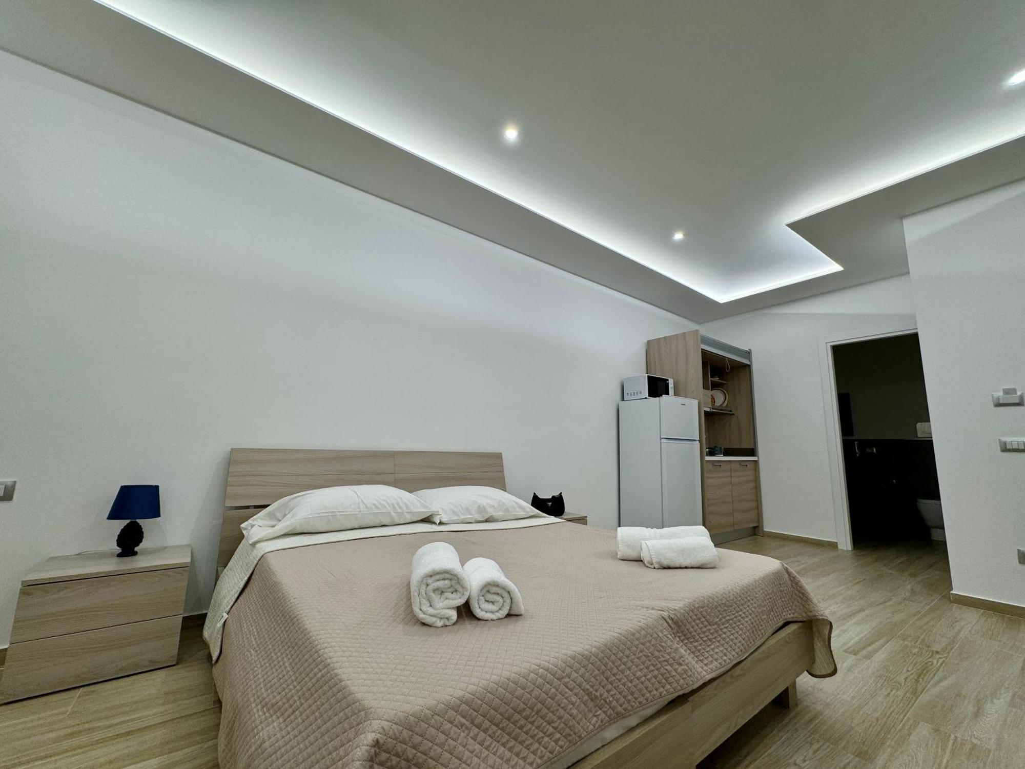 Terrasini Center Apartments Esterno foto