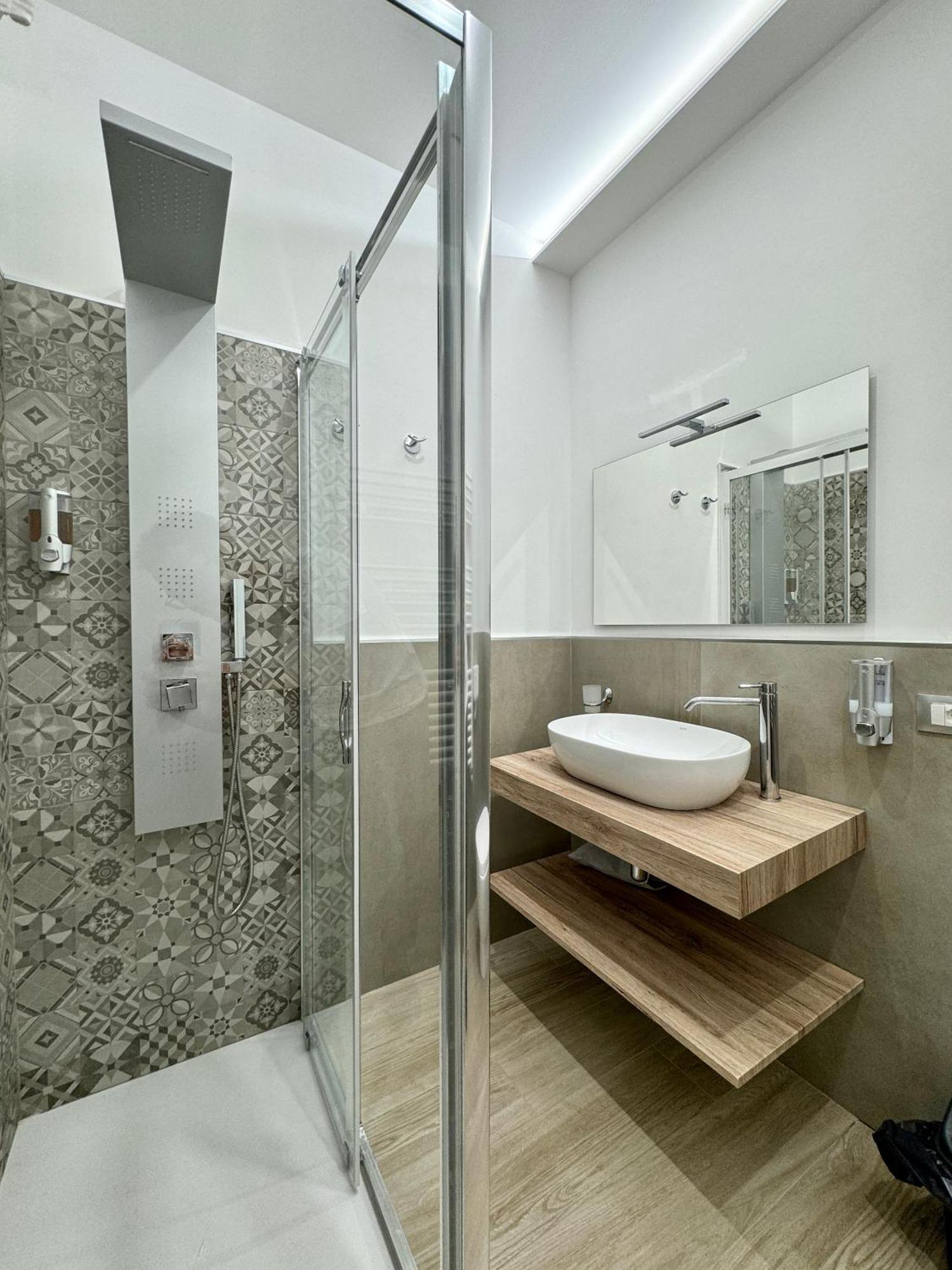 Terrasini Center Apartments Esterno foto